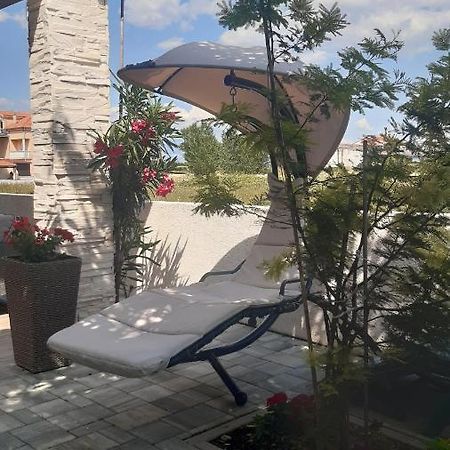 Apartman Sunce Nin Eksteriør billede