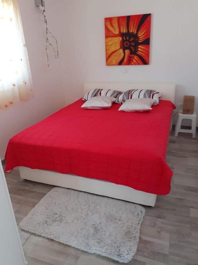 Apartman Sunce Nin Eksteriør billede