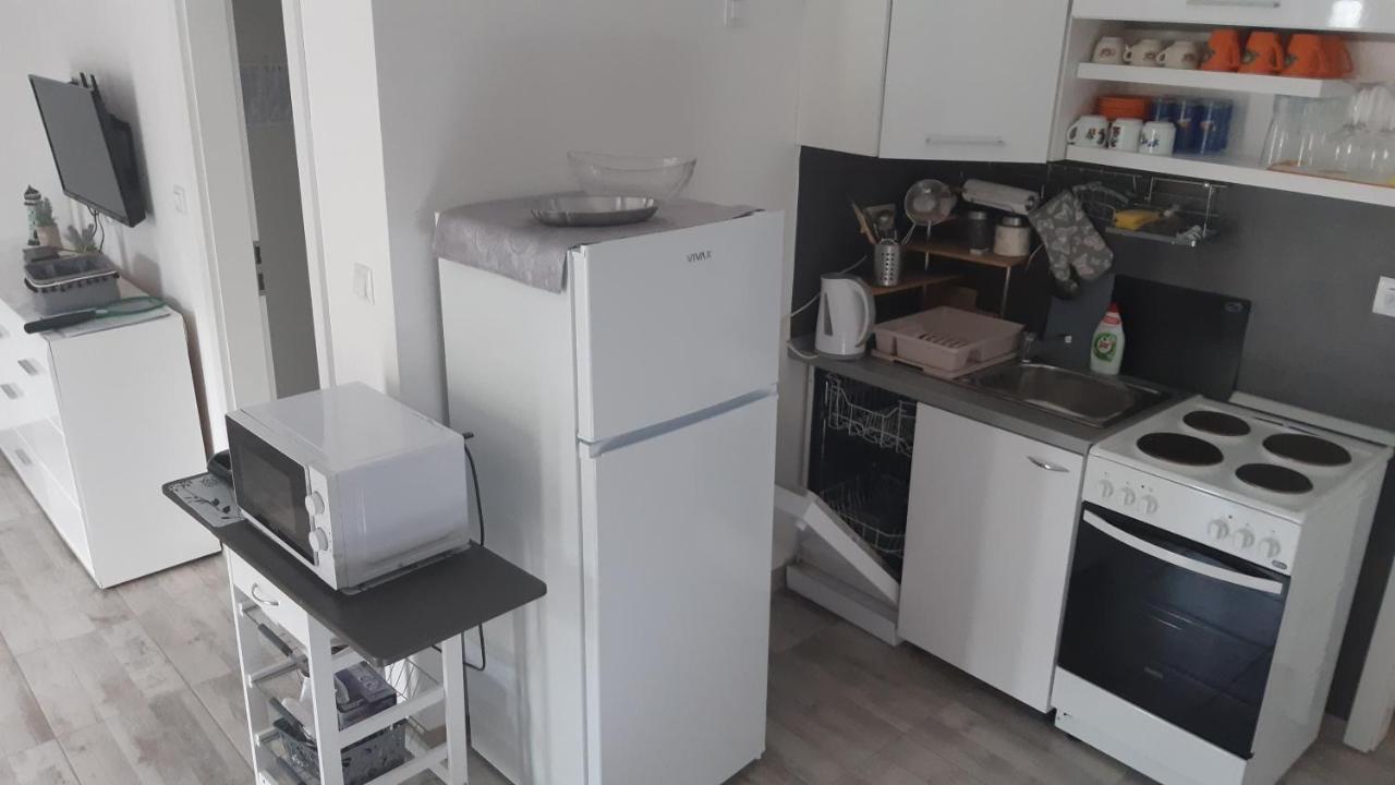 Apartman Sunce Nin Eksteriør billede